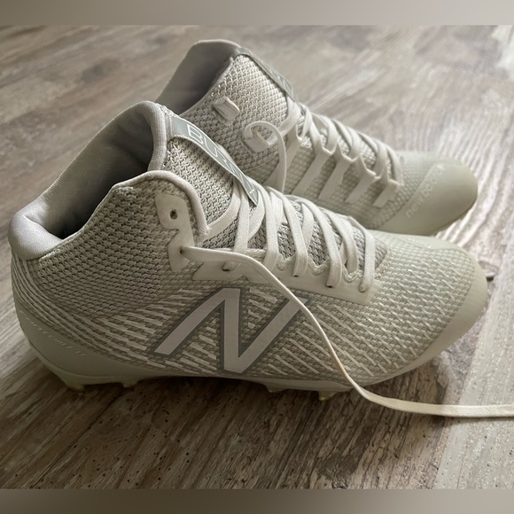 New Balance BurnX Lacrosse Cleats SIZE Men’s 4.5 - Picture 1 of 11